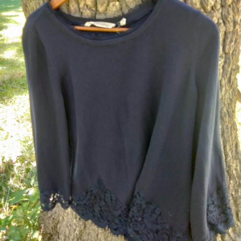 💲CLEARANCE💲Soft Surroundings Lace Trim Sweater in size M